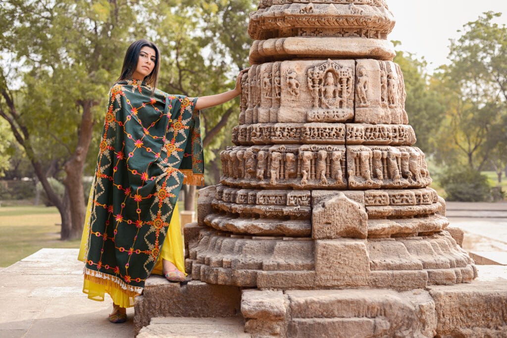 labels khadi shawl collection 4